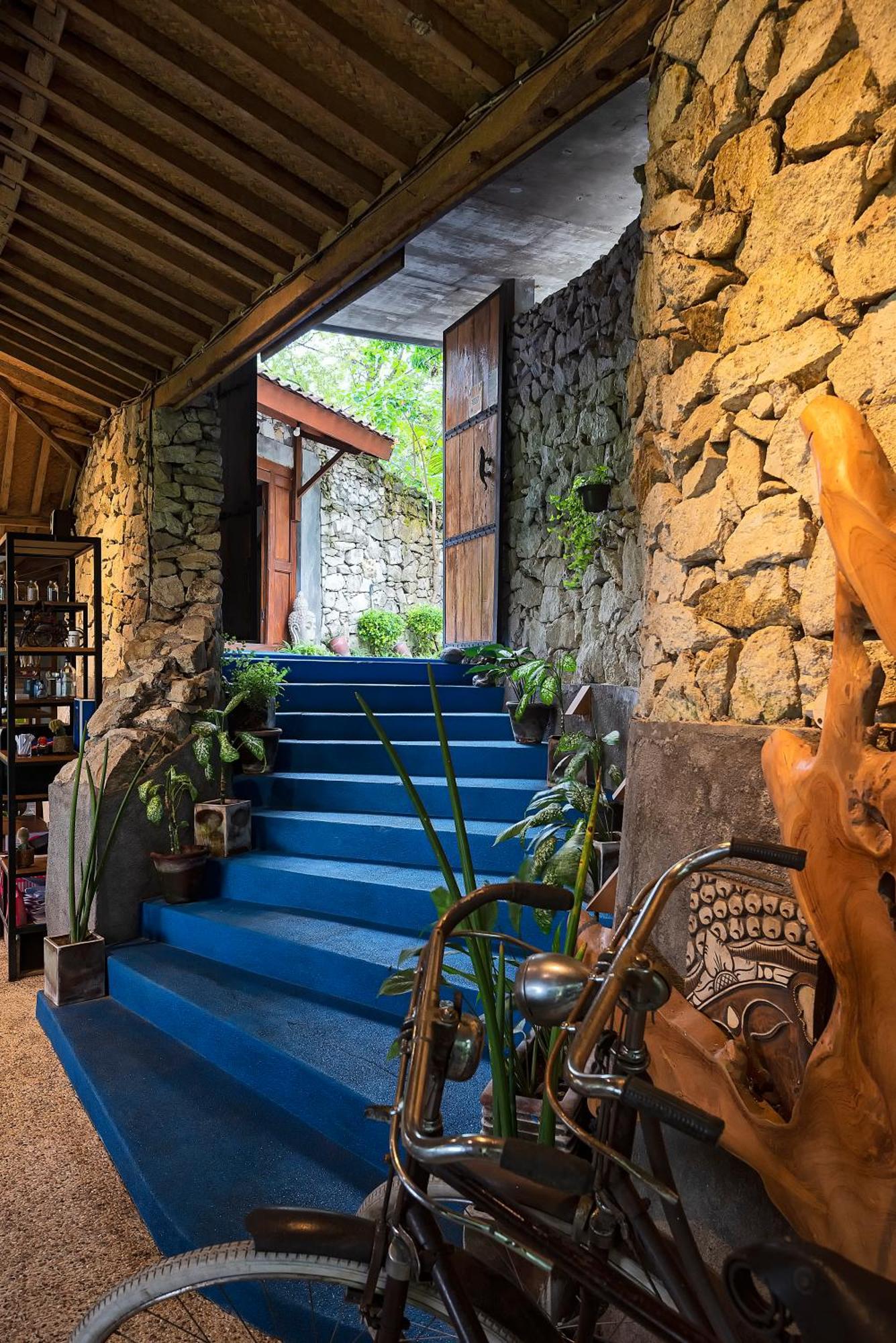 Villa Blue Steps Джокьякарта Экстерьер фото